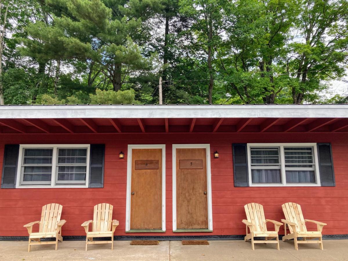 The Lorca Adirondacks Motel Indian Lake Екстер'єр фото